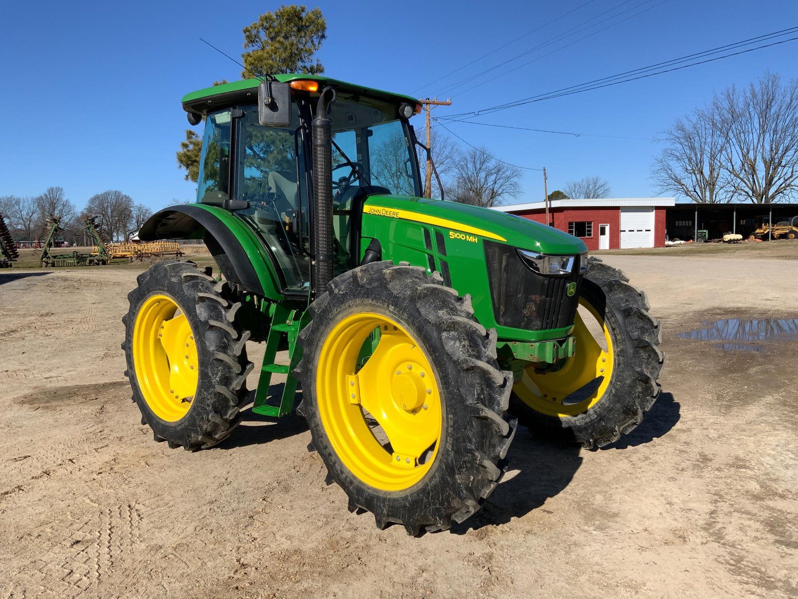 2017 John Deere 5100MH